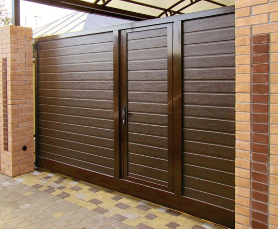 Ворота с калиткой в Новокубанске