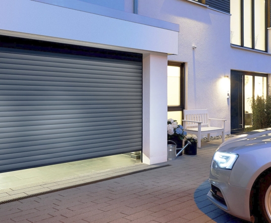 Ворота из роллетного профиля в Новокубанске